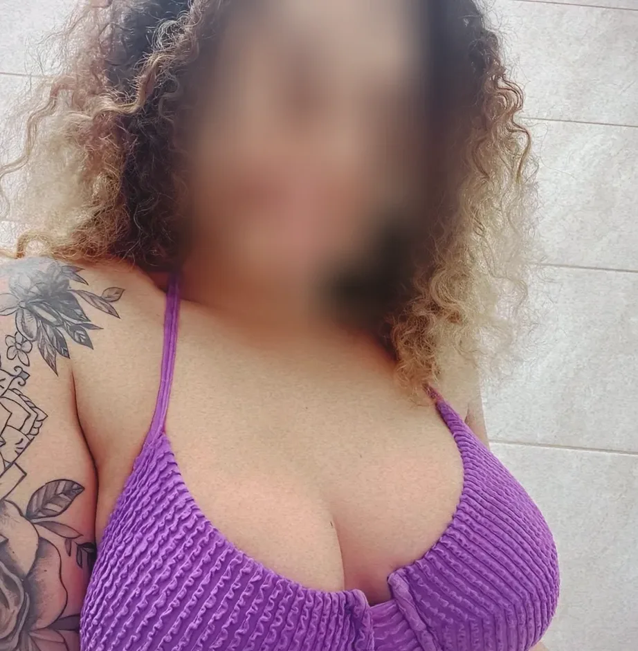 Dilara, 32