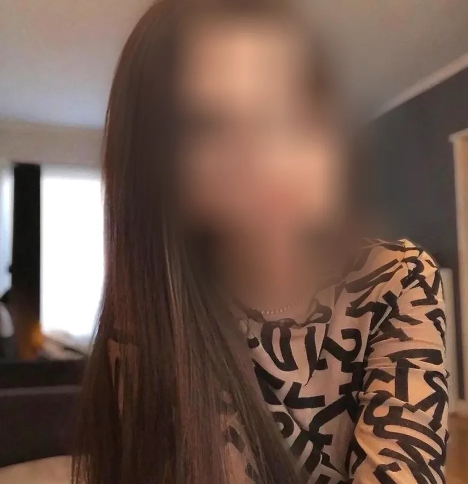 Selina, 21