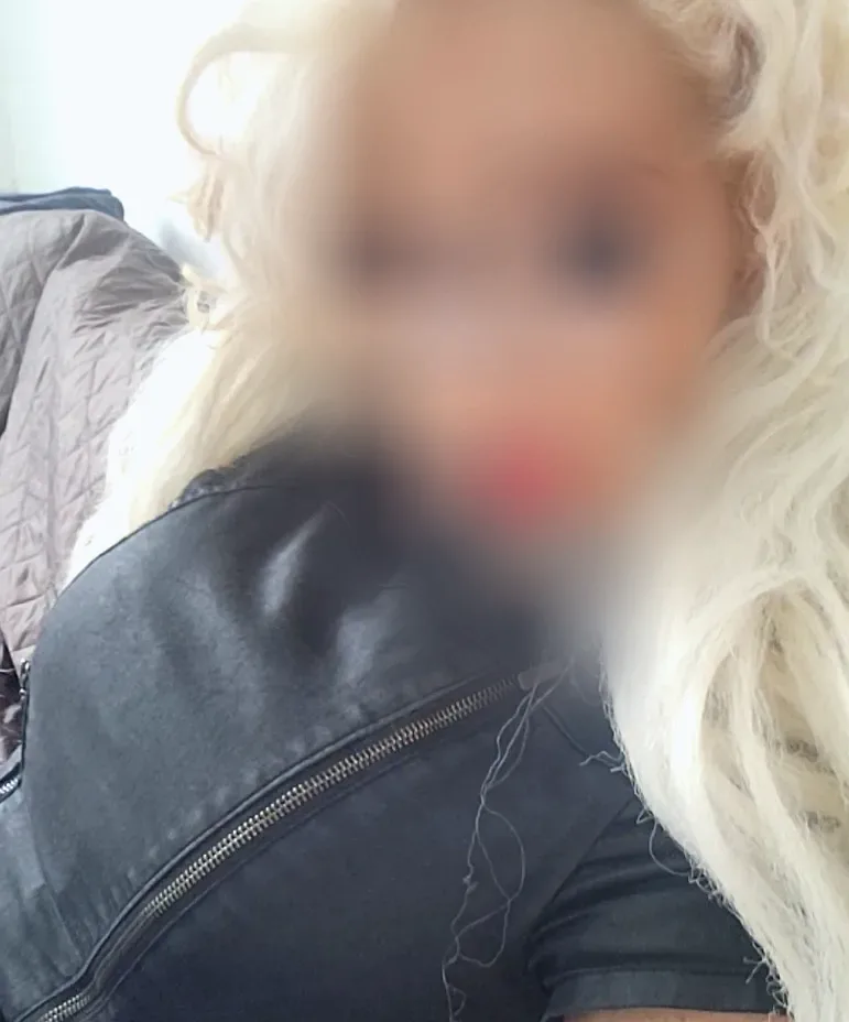 Zeynep, 30